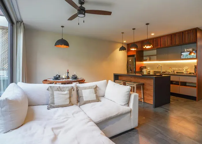 Miraluna Stunning Penthouse In Exclusive Area
