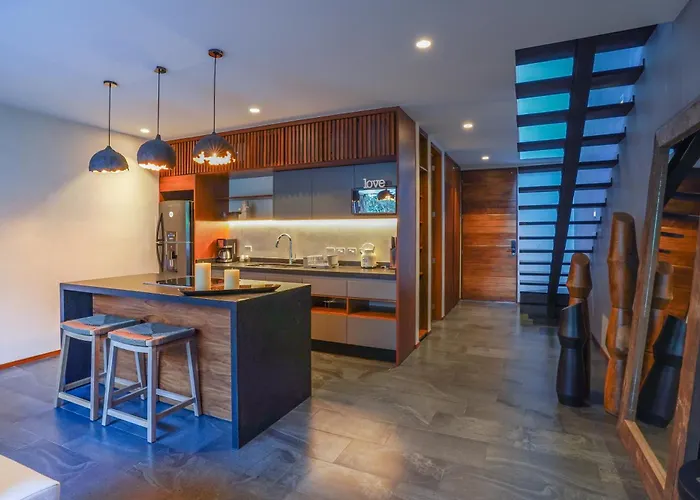 Miraluna Stunning Penthouse In Exclusive Area Сasa de vacaciones *